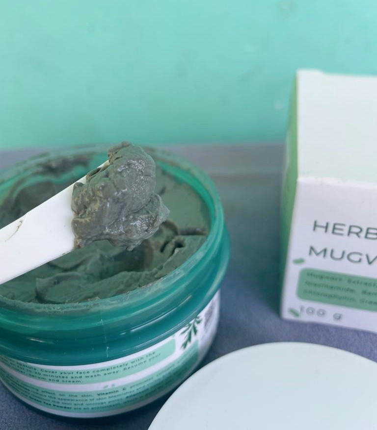 Pengalaman menggunakanScarlett Herbalism Mugwort Mask 